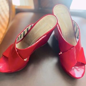 Bcbgeneration Patent Red Size 7.5 Wedge/Mule Sandals